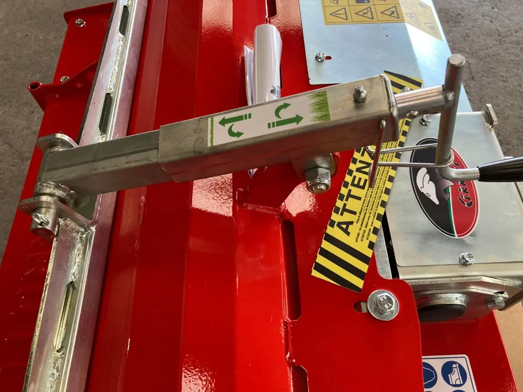 3e6ad32a-0447-4c6b-a2ad-e03b71cfd80f-dok cerruti aebi 3.jpg