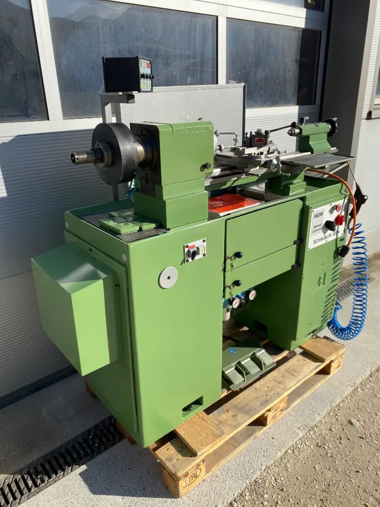 90300809-090b-4428-8aca-8dc929715e83-Drehbank_Schäublin_04.jpg