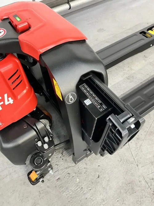 74cd5fd8-697d-43b6-b5ea-450493b40d11-