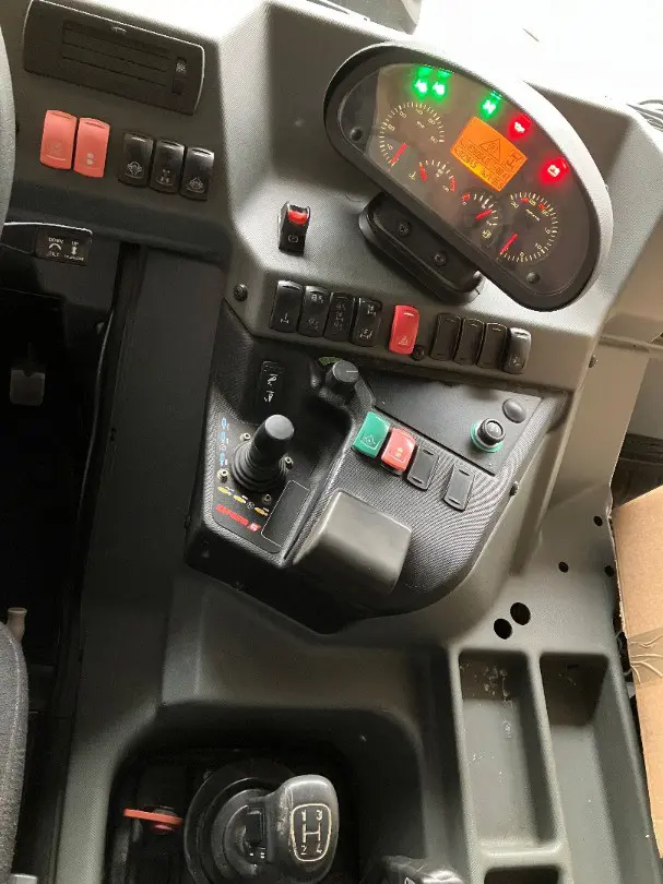 f408ae16-283f-4f52-b6a8-7859319bb214-IMG_3326.jpg
