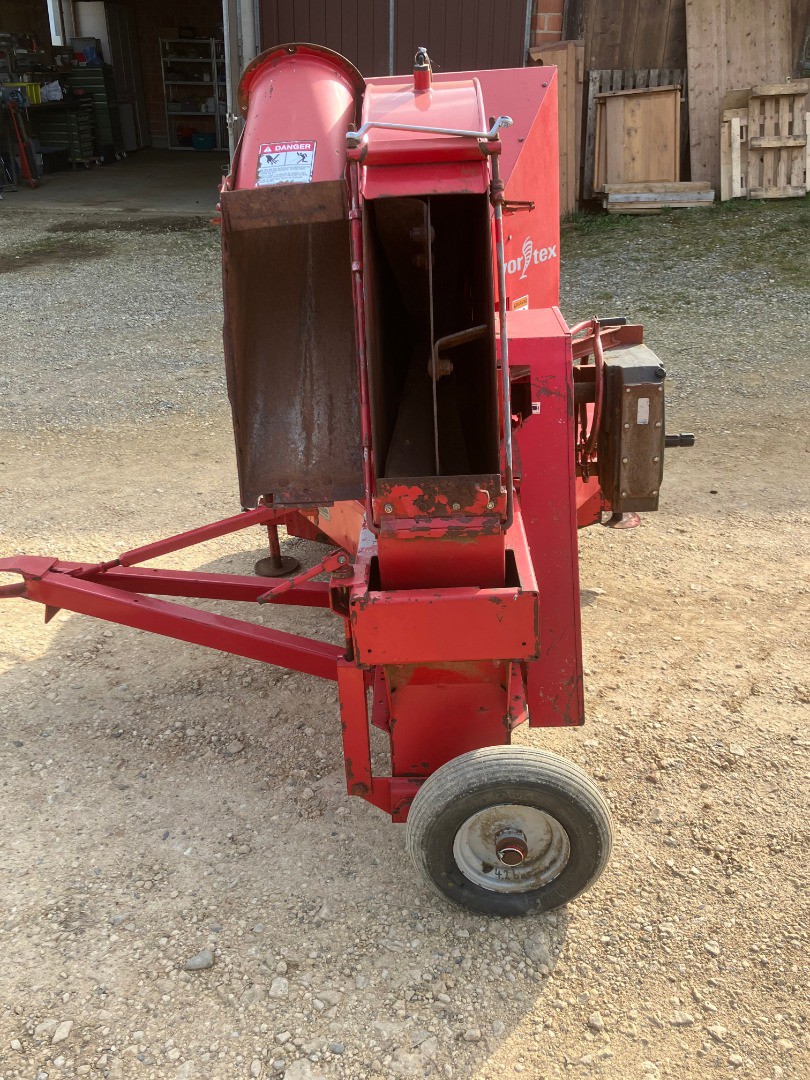 98d0f4bb-10e5-4f82-8350-713d441cd4a6-IMG_0151 (1).jpg