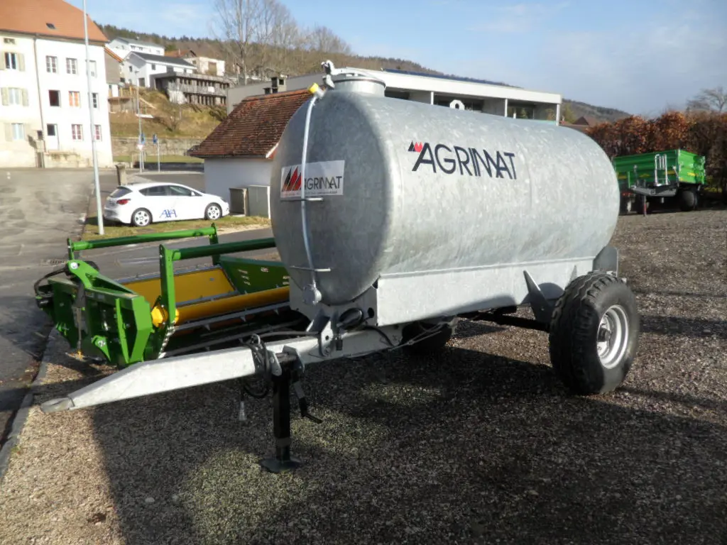 Tonneau à eau 3100 litres / Freins pneumatiques