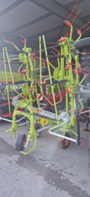 pirouette CLAAS VOLTO 900