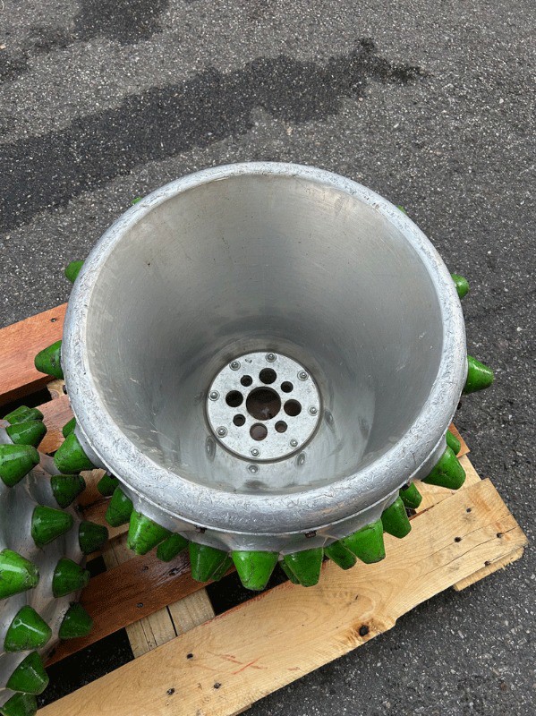 553a9dc0-fd58-4a81-9fe9-e32fd6284a58-Stachelwalzen-Ra-2.jpg
