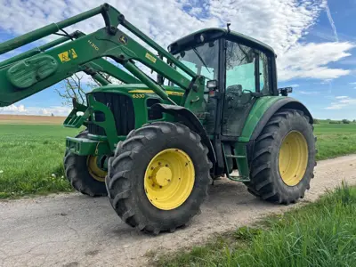 John Deere 6330