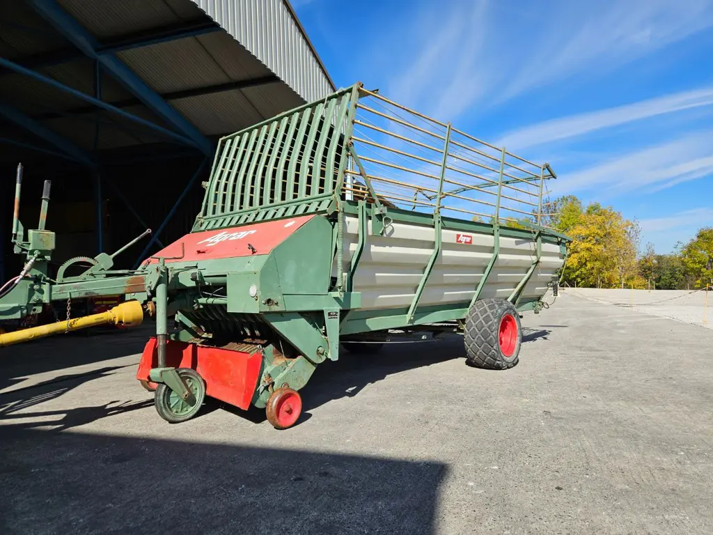 Autochargeuse Agrar TL 219