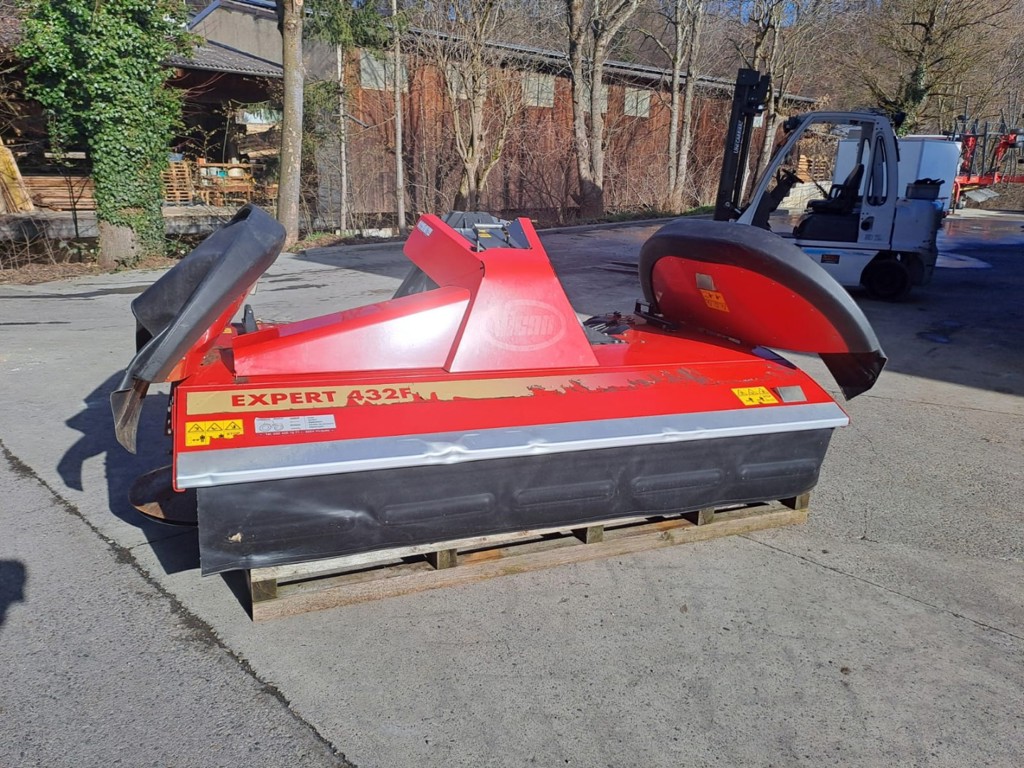 8512c67e-ca2e-4eac-aafe-6eb502a21975-WhatsApp Image 2026-02-05 at 18.jpg