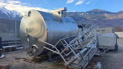 Diverse Edelstahl-Tank VT42 (liegend), Standort Zizers I20289