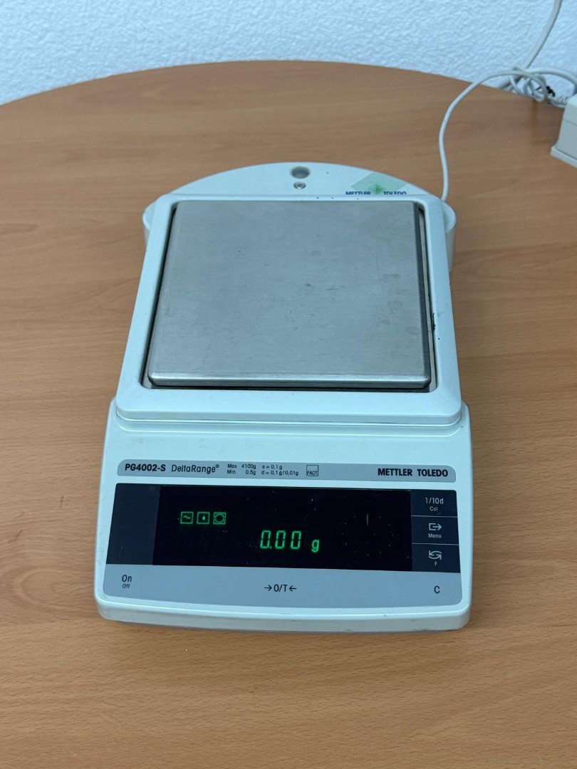 ef098f1c-50ed-4d4c-b089-bb194d8369e3-Mettler_Toledo_Präzisionswaage_PG4002-S_08.jpg