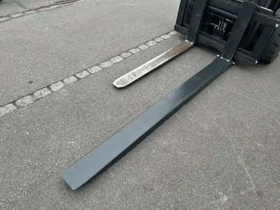 Gabelverlängerungen für Stapler/Rallonges fourches