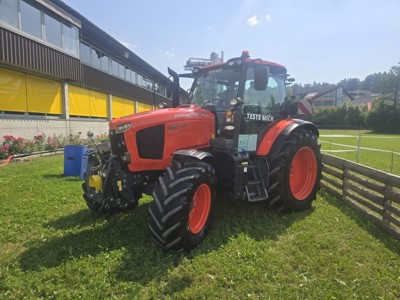Kubota M6142 "Swiss Profi" Demotraktor