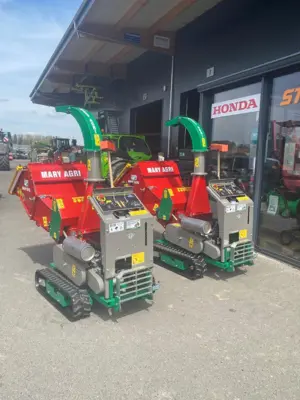 BROYEUR TITAN SUPER A ROTOR SUR CHENILLES