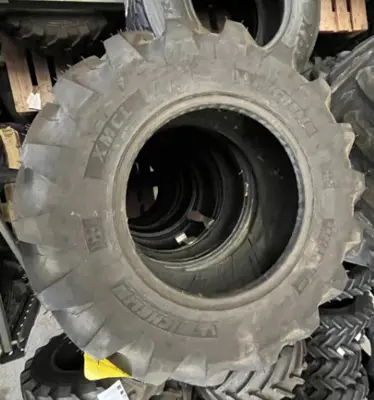 Reifen Michelin 280/80R18 132A8