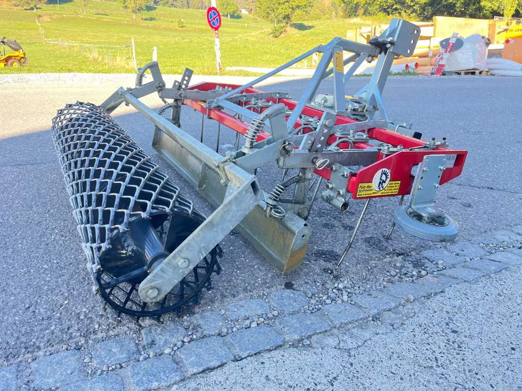 c2febf85-1f44-4745-b871-1c87ba2d703e-36927 Platz-Max Reitplatzplaner P-M 160 (3).jpg