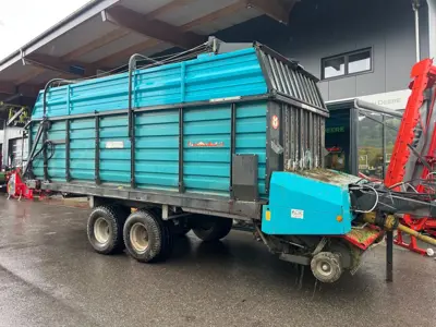 Autochargeuse Mengele LW545