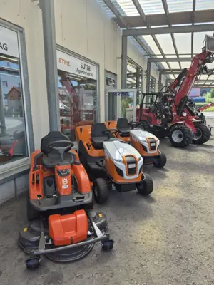 Rasentraktor Stihl