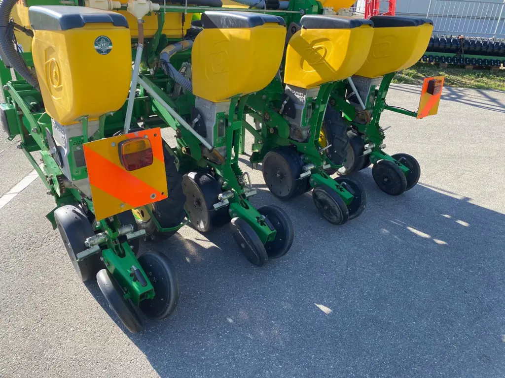 d0e3ceee-b854-4a19-884f-4989bc0e16c0-WhatsApp Image 2026-04-23 at 09.jpg