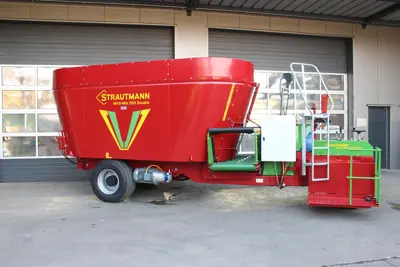 Selbstfahrender Futtermischwagen elektrisch 15m3