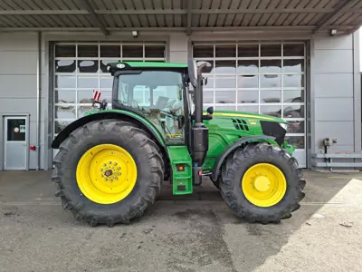 John Deere 6155R