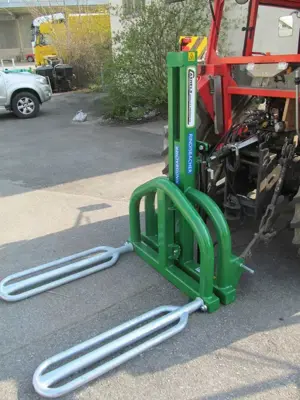 Ballengabel mit Hebefunktion, Rundballenstapler, Ballenstapler, Ballenhochstapler/Elevateur à balles