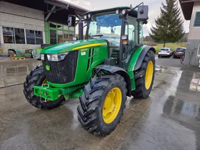 John Deere 5100M