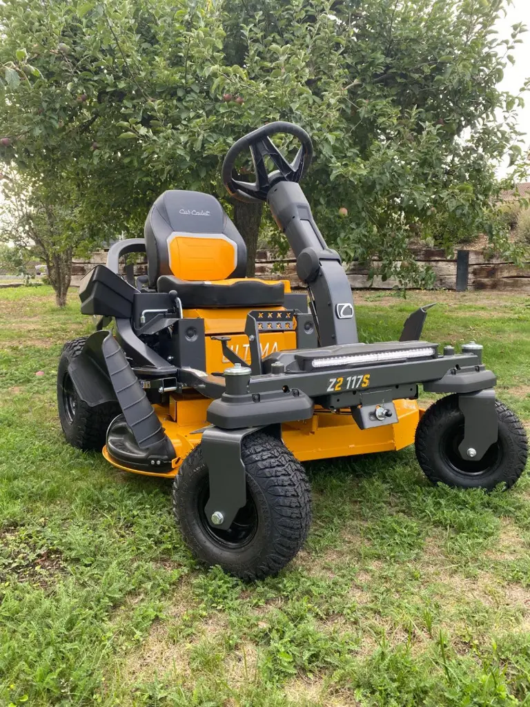 Tondeuse de gazon Cub Cadet Z2 117S