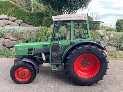 Fendt 250S