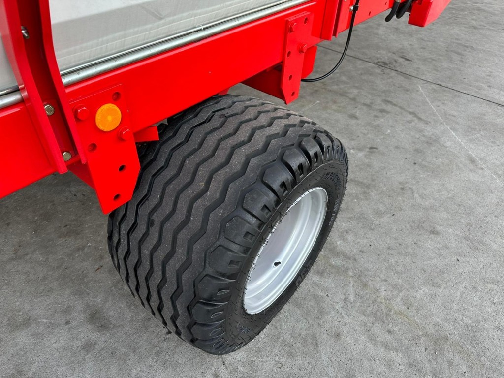 00474b74-ca06-4c48-b73b-4fc43fa730e9-WhatsApp Bild 2025-11-02 um 18.jpg