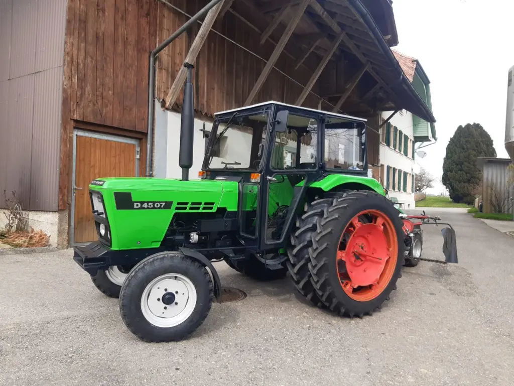 TraktoTraktor Deutz D-4507