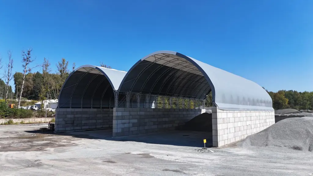 7d5f7bc6-ae13-4536-ad08-22f80f8dfd30-Hallen (30).jpg