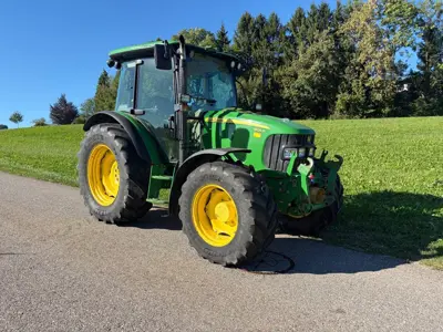 John Deere 5100 R