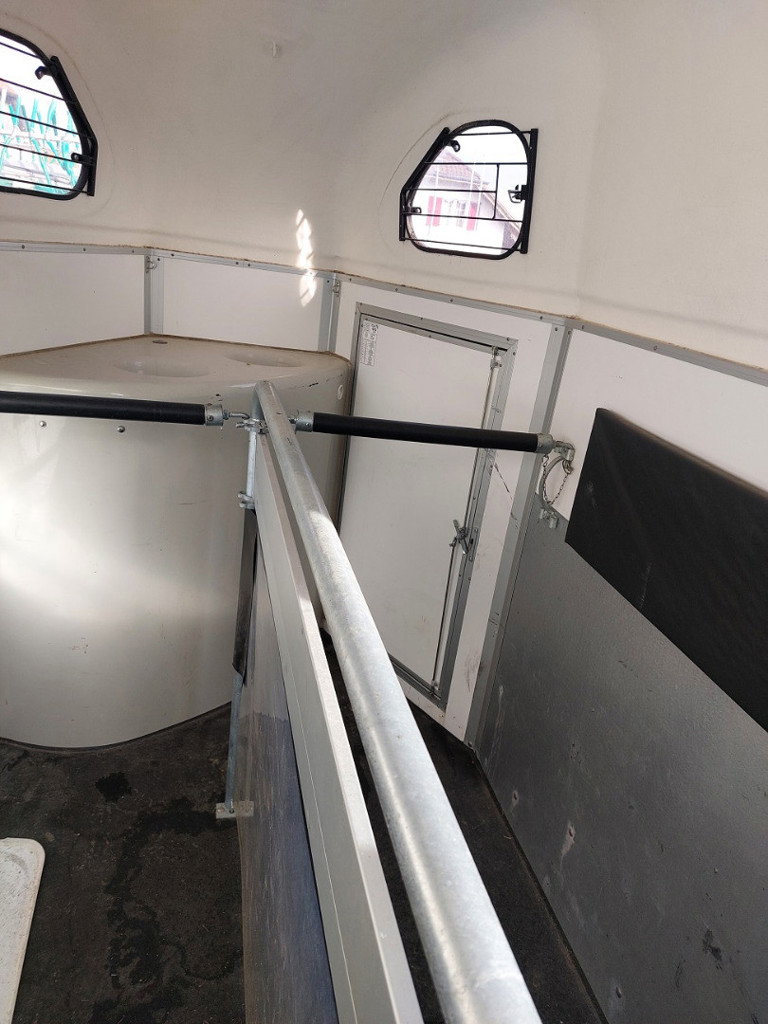 1f0235eb-ac03-4aee-8c35-89201d6d2ffb-Daltec Roth (2).jpg