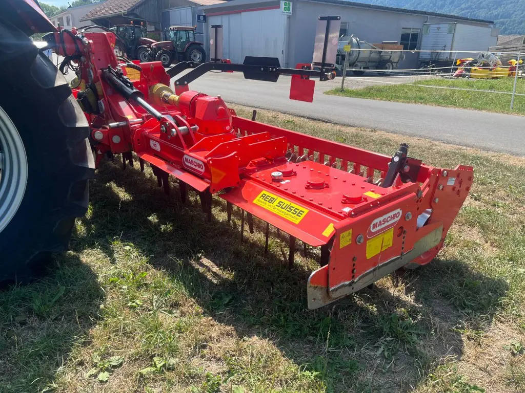 b945a13f-cfcf-4d8c-80a6-7e728b358080-Maschio 2.jpg