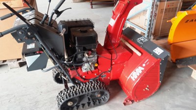 Fraise à neige à chenilles