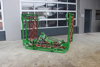 Grünlandegge / Wiesenegge 5m, 4-reihig