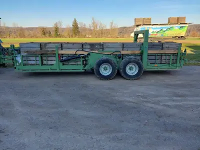 Kistentransportanhänger