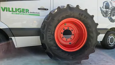 Fixspurräder mit Reifen Mitas 480/65 R24