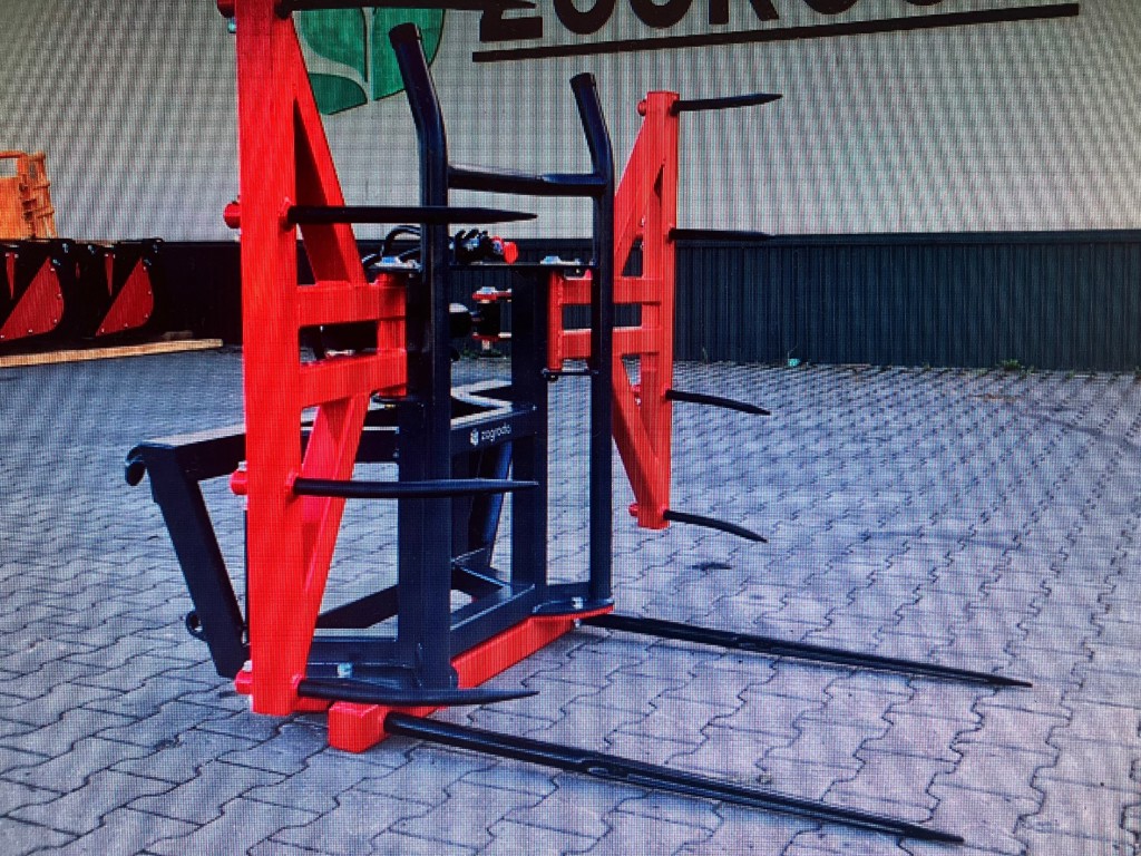 59940c29-1ae5-41a4-aa2c-44363196b5ac-Ballengreifer Zag 1.jpg