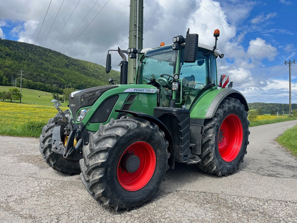 ed1be610-f84e-4461-a609-32e2a55b0cec-Fendt Bonny (11).jpg