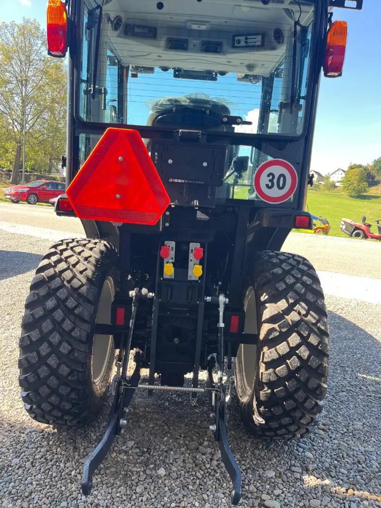 b7b01806-00da-490d-a7aa-1f85ba069462-36504 Iseki Traktor TH5420 (5).jpg