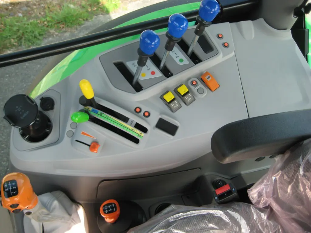 f510ff50-72c0-4f4d-b084-a1f3fc2f60f9-Keyline 5105 Plus (1).jpg