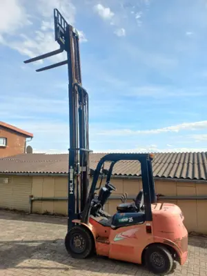 Diesel- Stapler HELI CPCD 25  Kubota Motor jg.2009