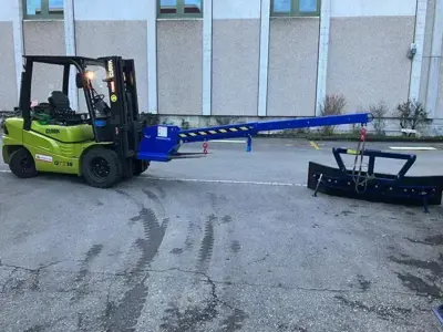 Kranarm zu Gabelstapler - Bras de grue pour chariot élévateur - Lieferbar ab Lager - disponible du s