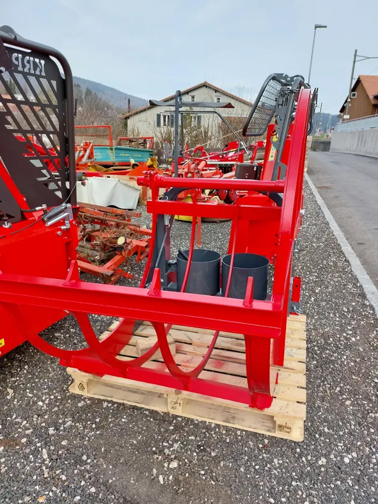 0a324f72-ddf3-4861-aabe-a17e1a912ba4-Collino fagoteuse 3 pts (2).jpg