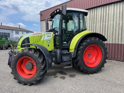 CLAAS Arion 520 Cebis