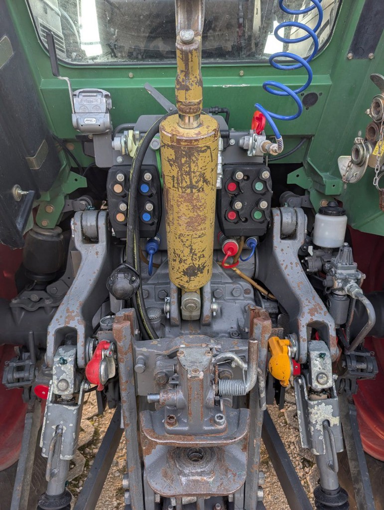 da6c6ed9-bf7b-473c-89cc-26271cb25e95-PHOTO-2025-11-06-16-40-53 2.jpg