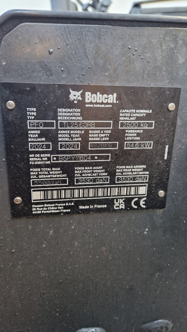 b7ee0d5a-f473-447f-a046-114255f57a7a-TL25.60 B5PY11604 (4).jpg