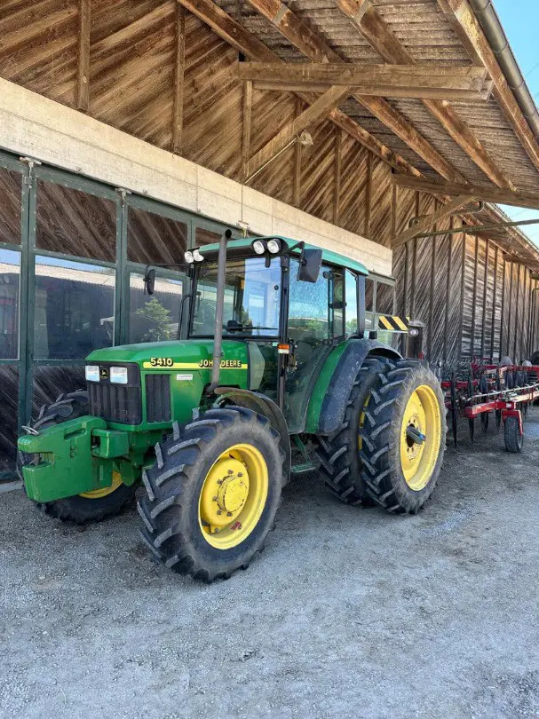 John Deere 5410