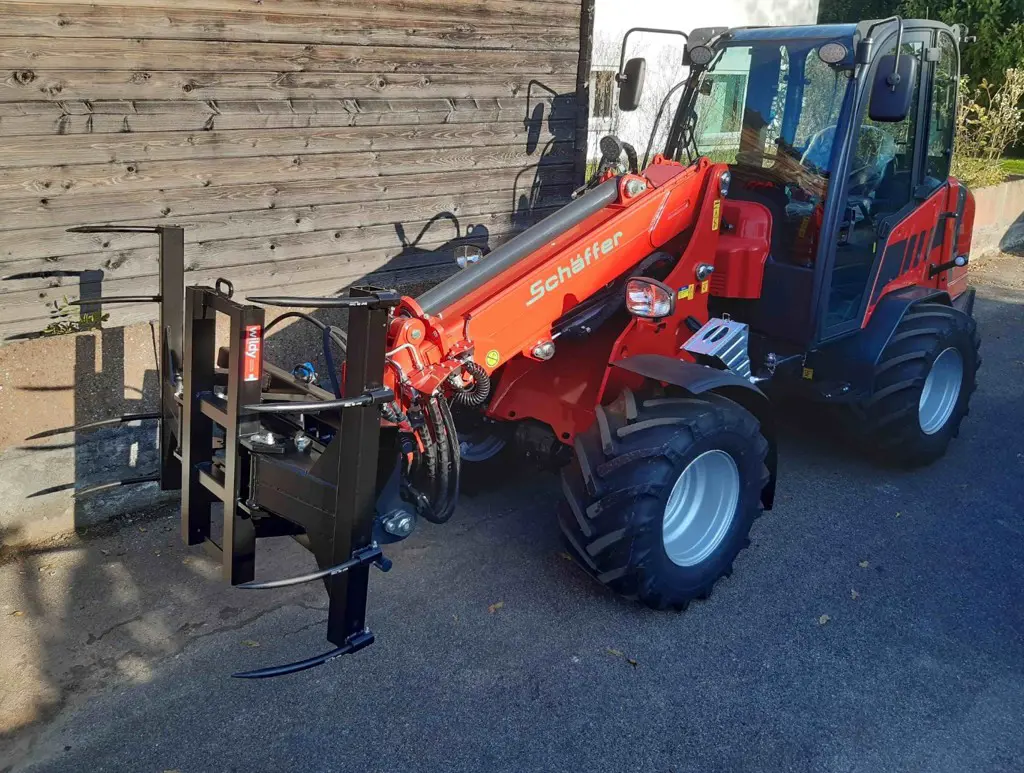 dbc9133c-8758-48c0-9c7a-65c93951f96b-Schäffer4670T-ballengreifer.jpg