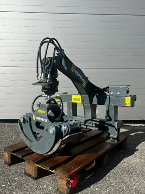 Grappin de débardage Uniforest SCORPION 1300 FL